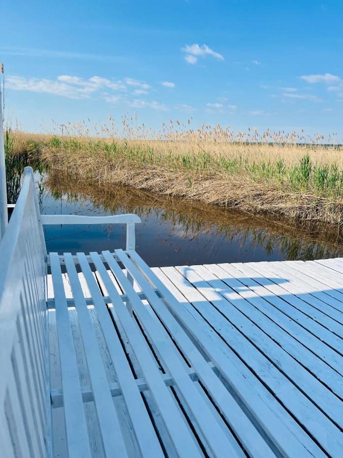 Seehütte Strandhaus direkt im Neusiedler See Rust Exterior foto