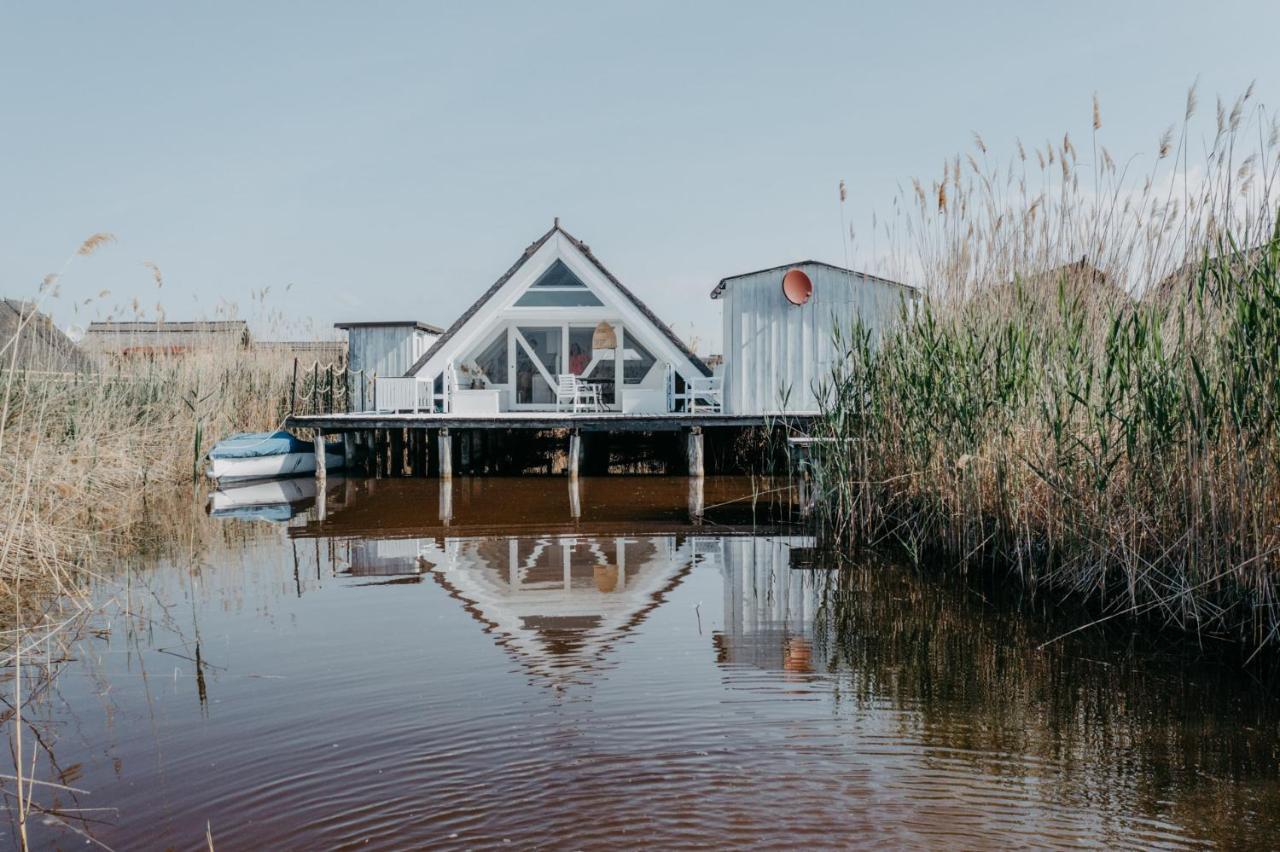 Seehütte Strandhaus direkt im Neusiedler See Rust Exterior foto